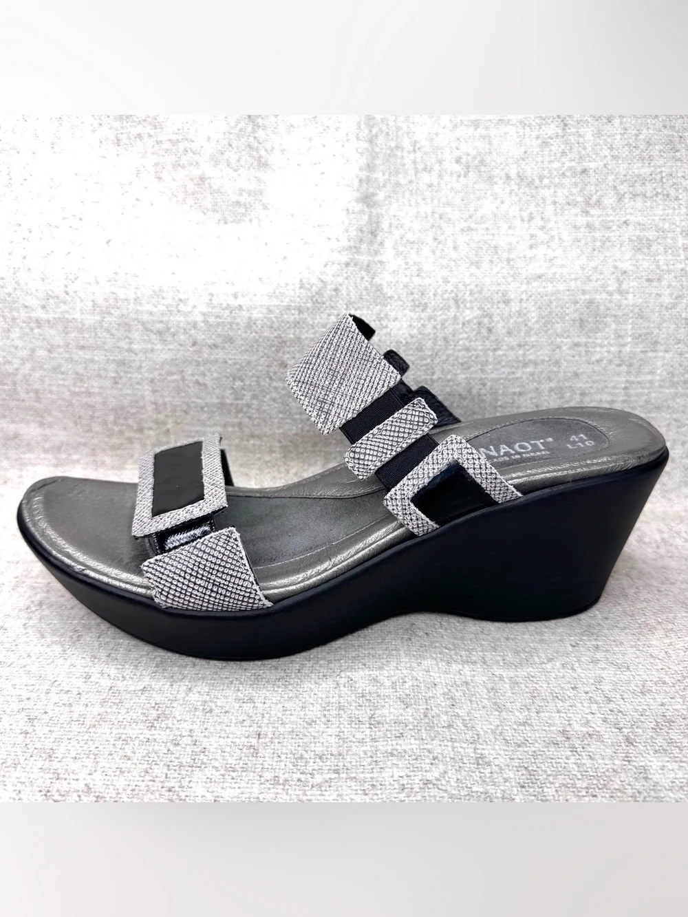 Naot Treasure Silver/black Patent Leather Sandals heels wedges sz 41 (10) party